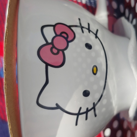 💓Hello Kitty 12oz Precious Tea Cup & Saucer Set 🌺☕ - Picture 15 of 16